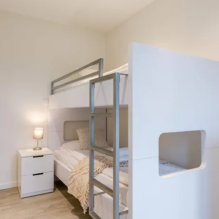 Huswell - Sea View With Parking Apartment Ostend