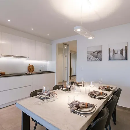 Apartment Huswell - Sea View With Parking *