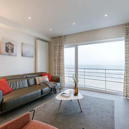 Huswell - Sea View With Parking
