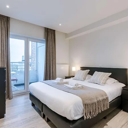 Huswell - Sea View With Parking Apartment Ostend